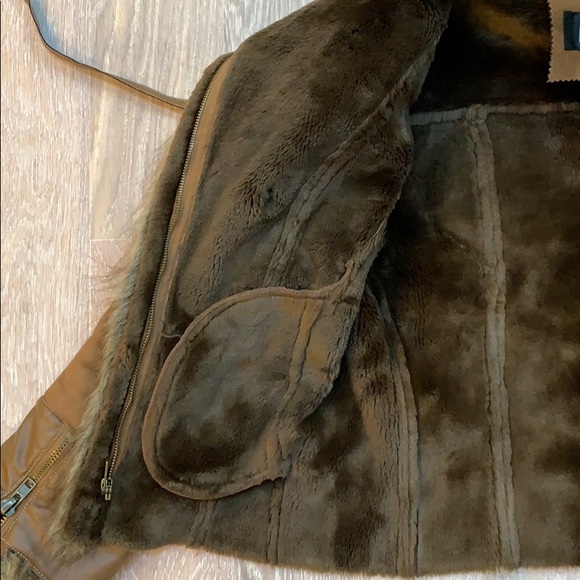 Faux fur jacket - Picture 2 of 4